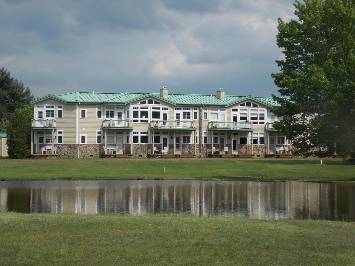 Fairway Suites At The Peak French Creek Extérieur photo