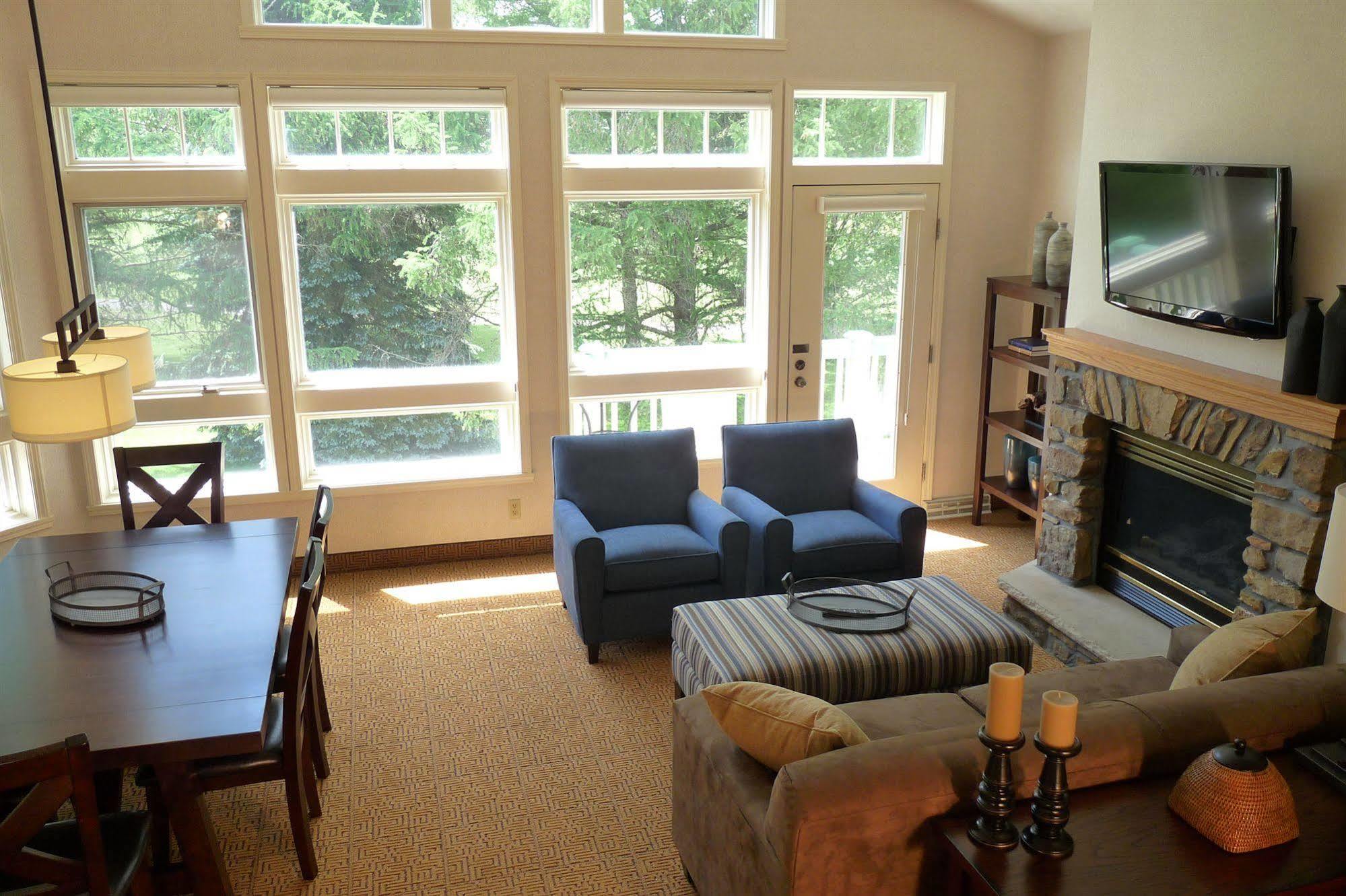 Fairway Suites At The Peak French Creek Extérieur photo