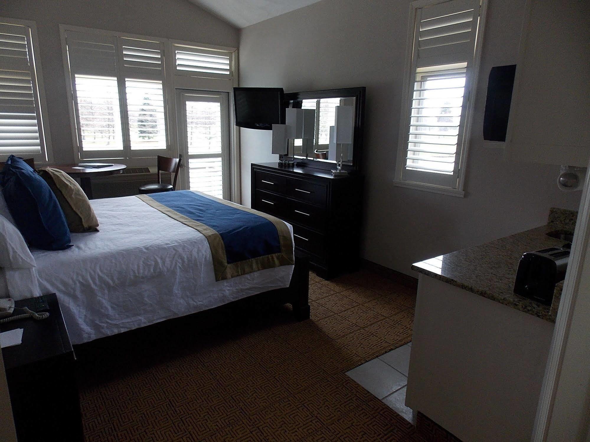 Fairway Suites At The Peak French Creek Extérieur photo