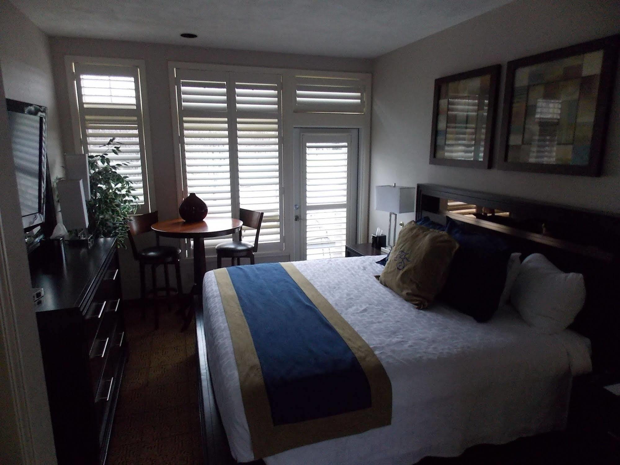 Fairway Suites At The Peak French Creek Extérieur photo